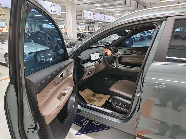 Chery Fulwin T8 2025 2025款 1.5T 130km 尊贵版 5座