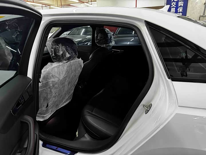 Audi A4L 2024 2024款 40 TFSI 豪华动感型