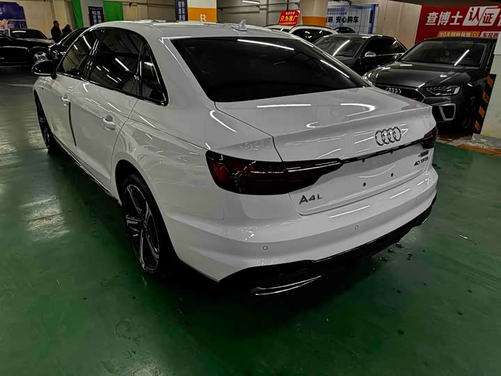 Audi A4L 2024 2024款 40 TFSI 豪华动感型