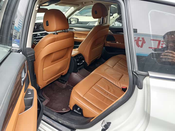 BMW 6 Series GT 2022 2022款 630i 豪华设计套装