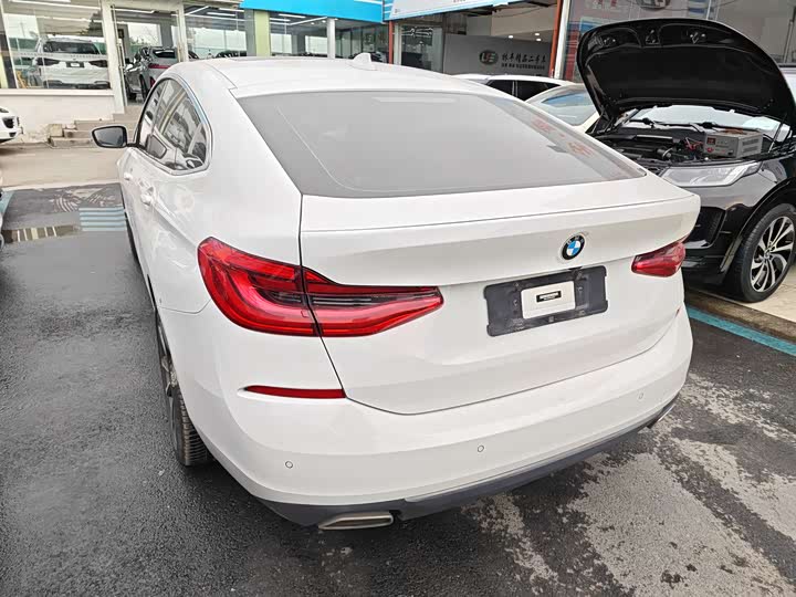 BMW 6 Series GT 2022 2022款 630i 豪华设计套装