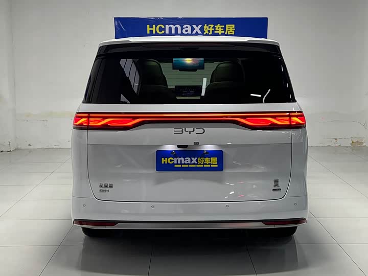 BYD Xia 2025 2025款 DM-i 1.5T 180km 卓越型