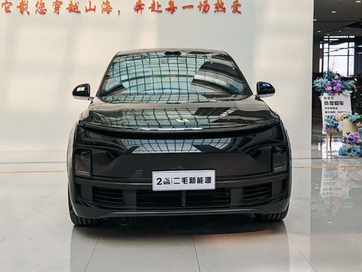 LiXiang L8 2025 2025款 Ultra 智能焕新版