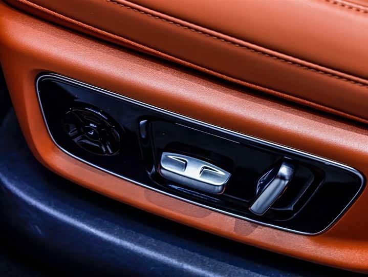 LiXiang L8 2025 2025款 Max 智能焕新版