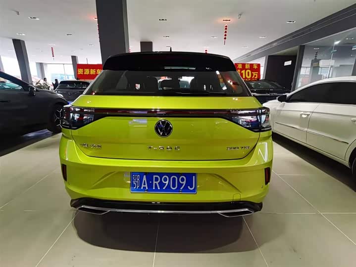 Volkswagen T-Roc 2023 2023款 300TSI DSG两驱星光版