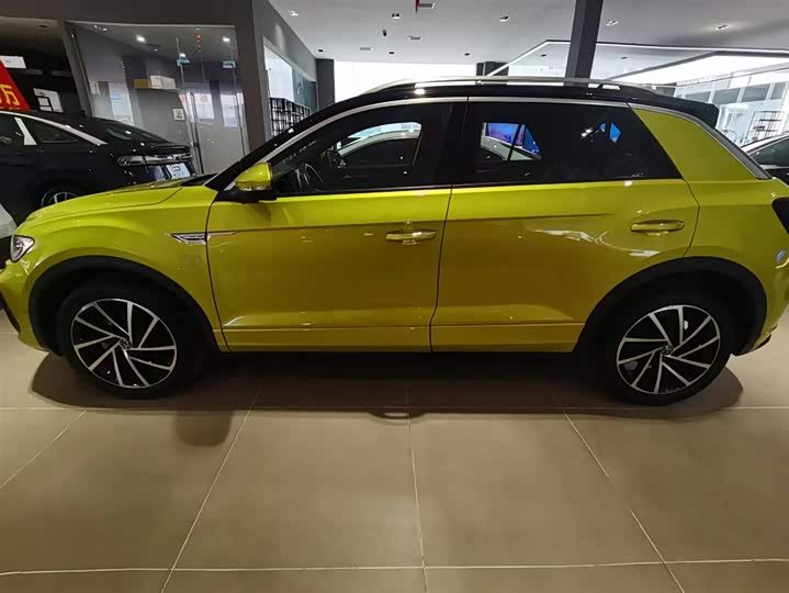 Volkswagen T-Roc 2023 2023款 300TSI DSG两驱星光版
