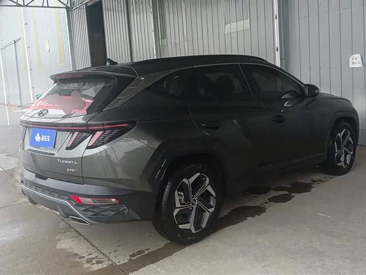 Hyundai Tucson L 2023 2023款 途胜L 1.5T 自动两驱LUX尊贵版