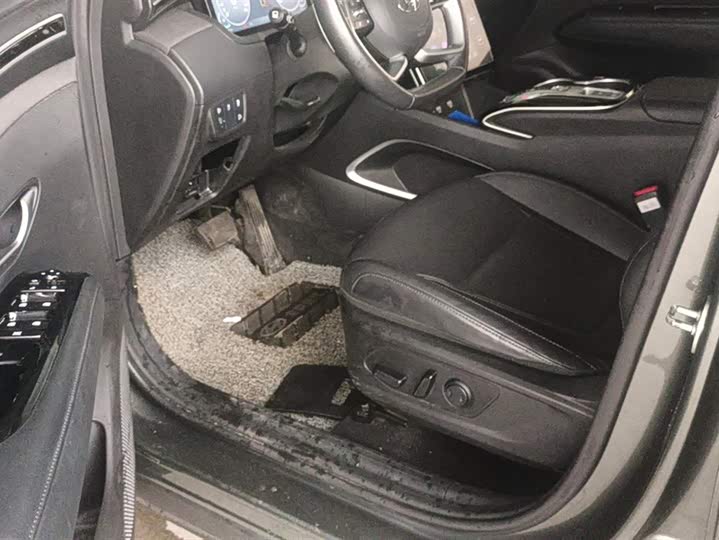 Hyundai Tucson L 2023 2023款 途胜L 1.5T 自动两驱LUX尊贵版