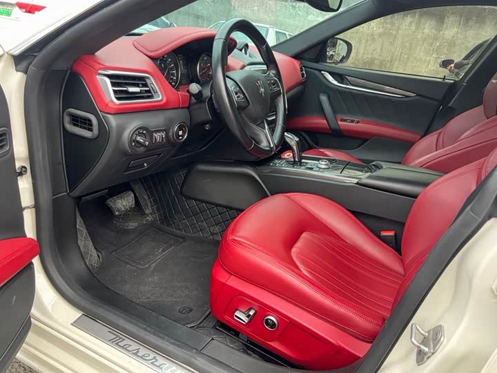 Maserati Ghibli 2022 2022款 2.0T GT锋芒版