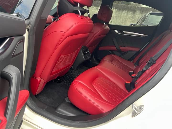 Maserati Ghibli 2022 2022款 2.0T GT锋芒版