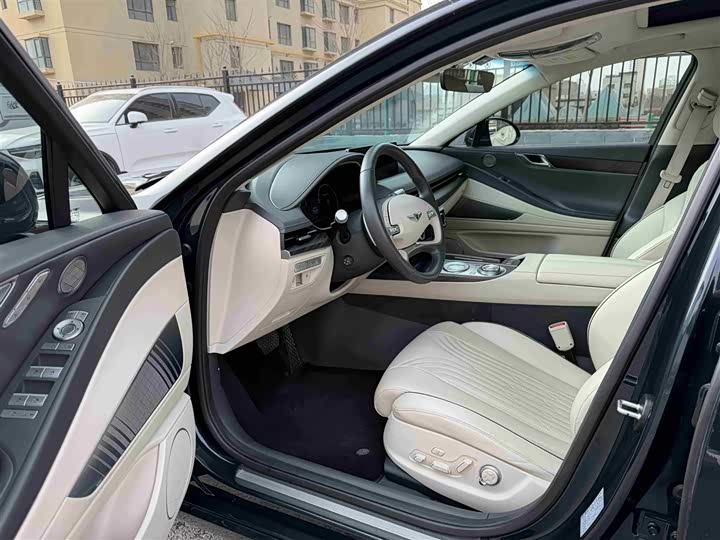 Genesis G80 2021 2021款 2.5T 四驱旗舰版