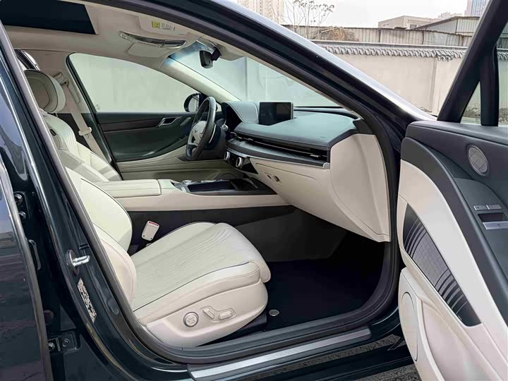 Genesis G80 2021 2021款 2.5T 四驱旗舰版