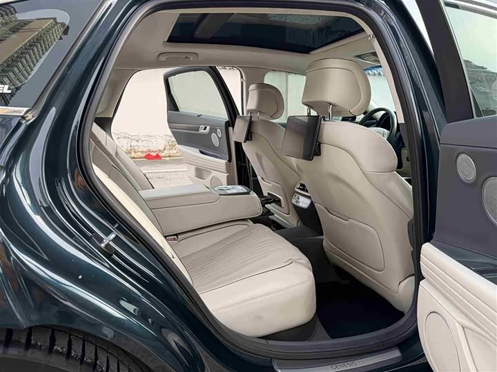 Genesis G80 2021 2021款 2.5T 四驱旗舰版