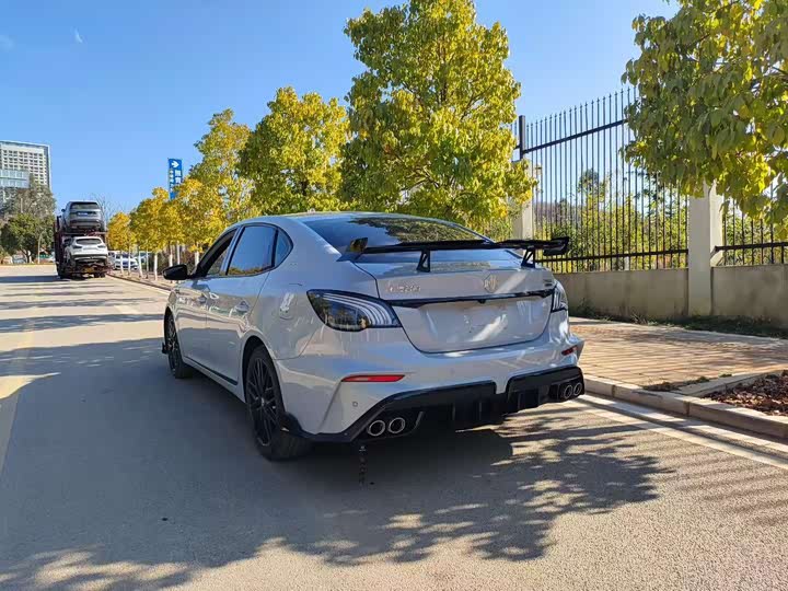 MG Motor 6 2023 2023款 1.5T XLINE 猎鲨版