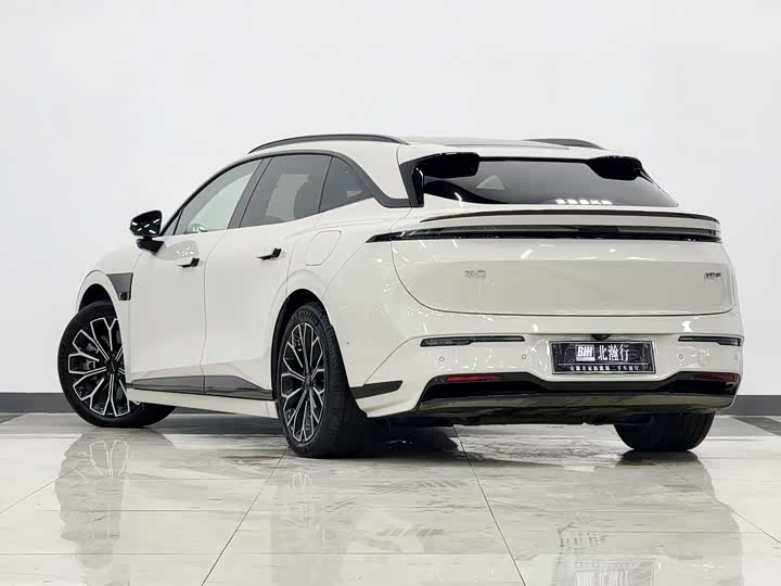 Zeekr 007 GT 2025 2025款 后驱智驾版 75kWh