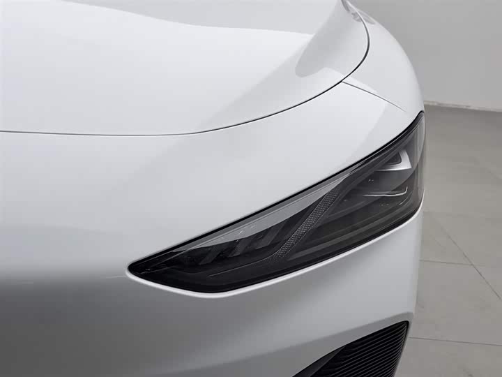 Roewe D7 2023 2023款 DMH 125km 旗舰版