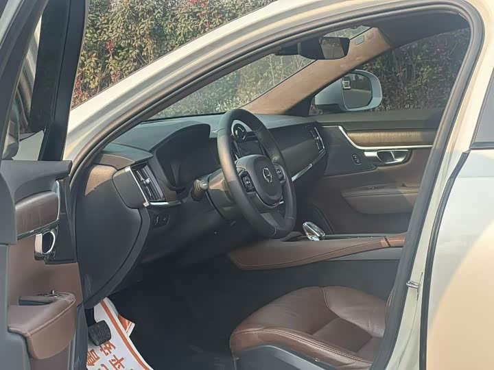 Volvo V90 2021 2021款 Cross Country B5 AWD 智远版