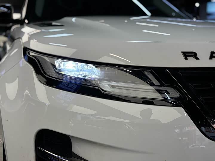 Land Rover Range Rover Evoque L 2024 2024款 揽胜极光L SE 驭光尊耀版