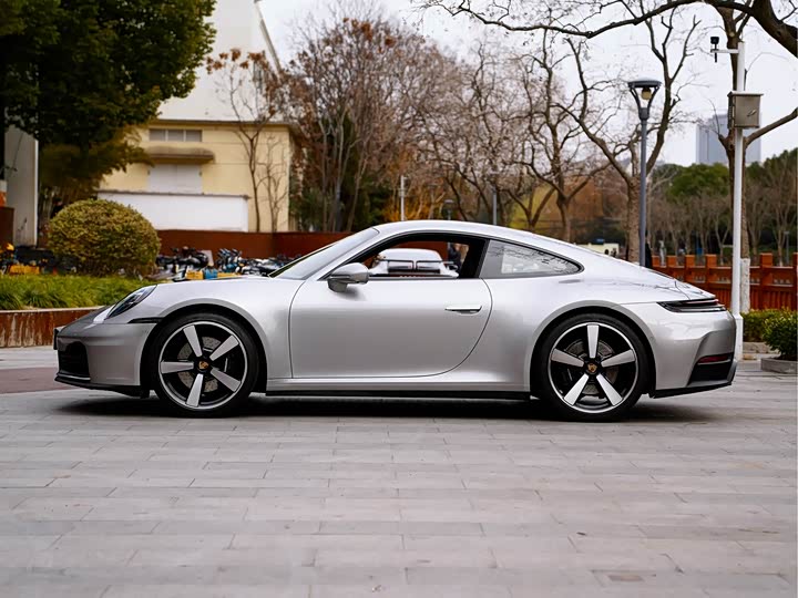 Porsche 911 2025 2025款 Carrera 3.0T