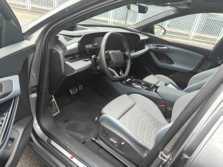 2026 Audi Q6L e-tron