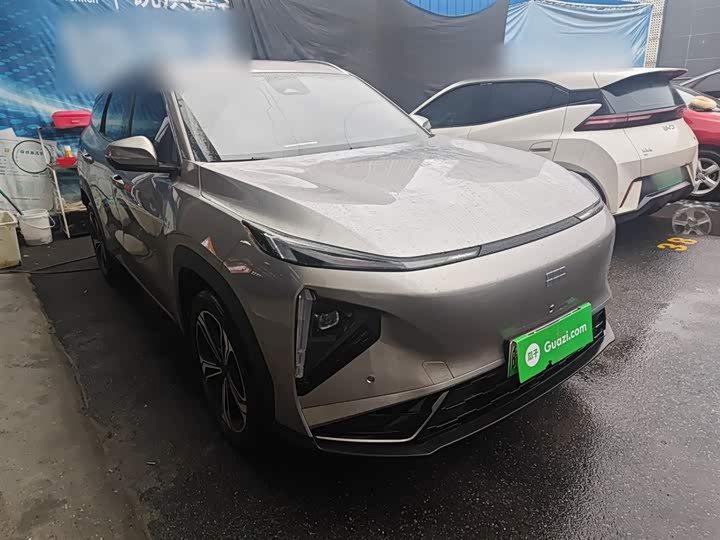 2025 Geely Galaxy L7