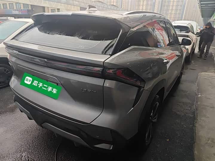 Geely Galaxy L7 2025 2025款 EM-i 115km 探索+版