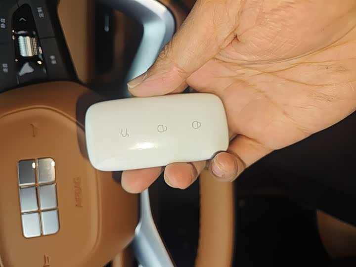 Geely Galaxy L7 2025 2025款 EM-i 115km 探索+版