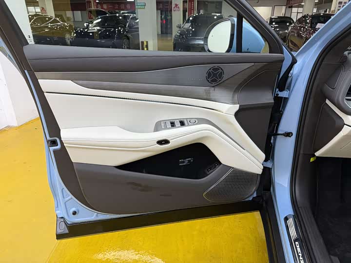 Denza N7 2024 2024款 630 四驱智驾Ultra版