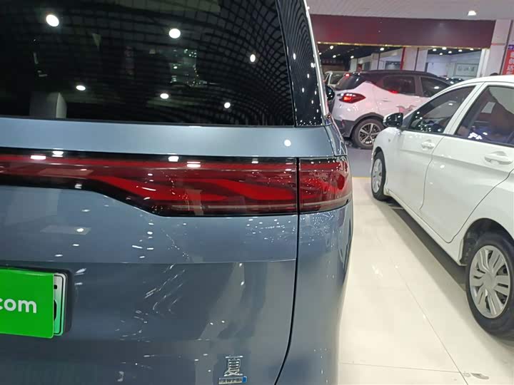 BYD Xia 2025 2025款 DM-i 1.5T 180km 超越型