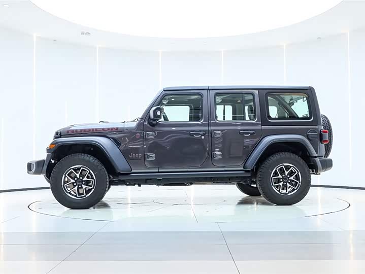 Jeep Wrangler 2024 2024款 2.0T 罗宾汉四门版