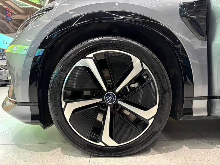 BYD Song L 2025 2025款 智驾版 662km 激光雷达卓越型