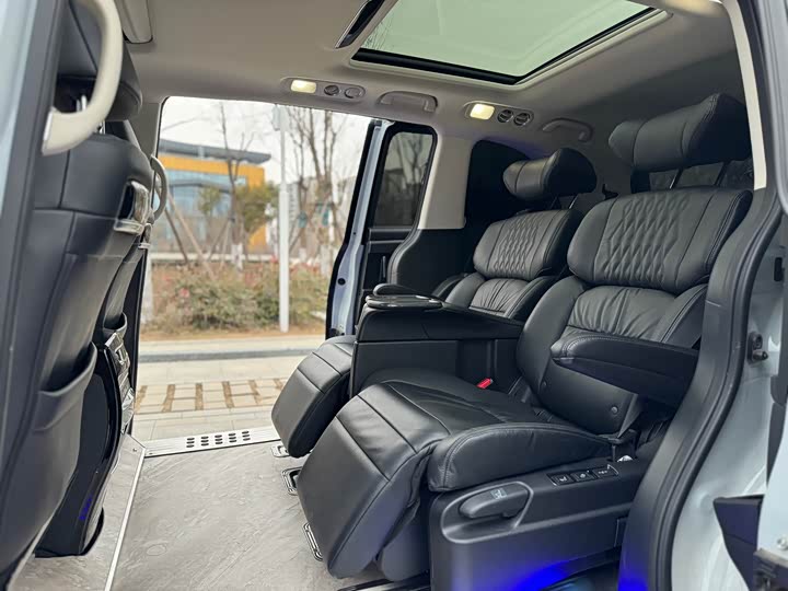 Honda Elysion 2024 2024款 2.0L e:HEV 豪华版