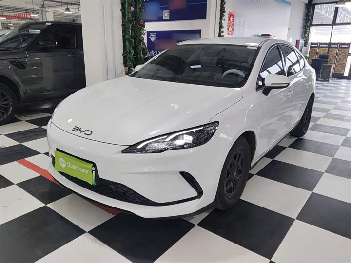 2025 BYD Seal 05 DM-i Hybrid