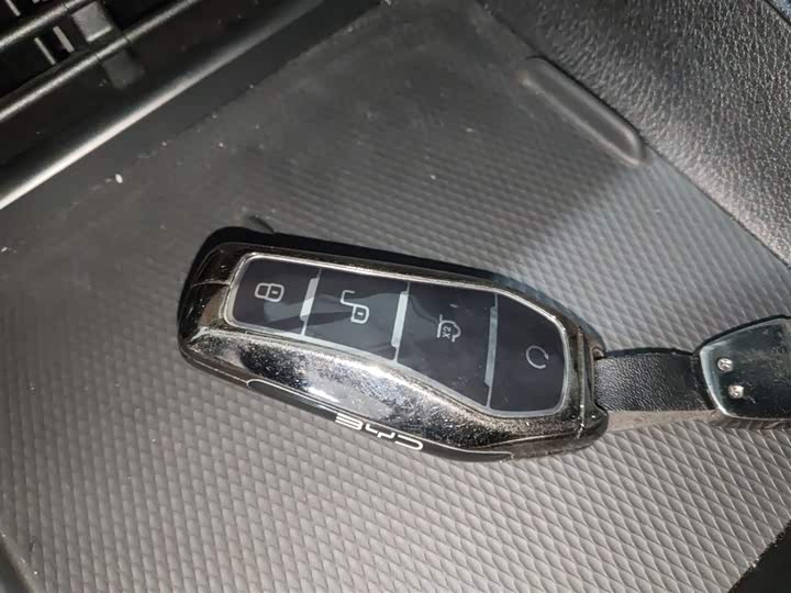 BYD Seal 05 DM-i Hybrid 2025 2025款 DM-i 智驾版 55KM豪华型