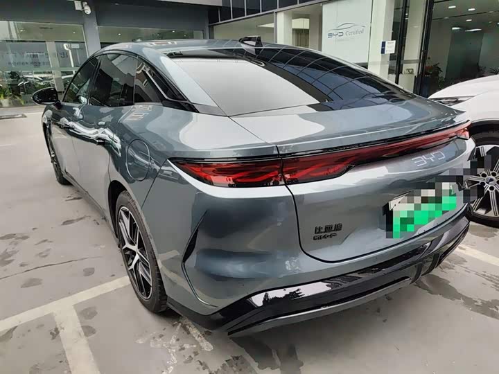 2025 BYD Han L