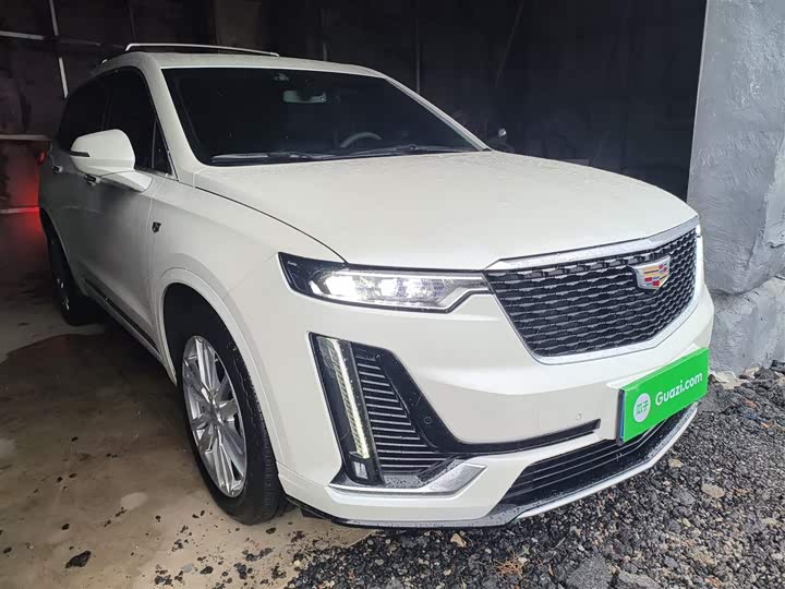 Cadillac XT6 2022 2022款 2.0T 七座两驱豪华型