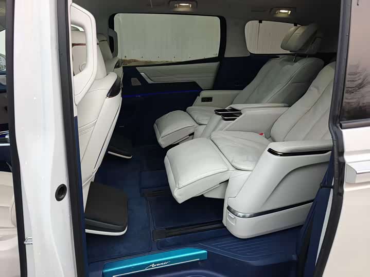 2025 Buick GL8 Century