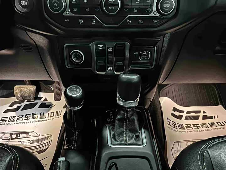 Jeep Gladiator 2023 2023款 3.6L Overland