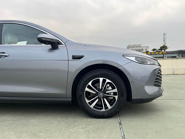 BYD Qin Plus 2025 2025款 DM-i 智驾版 120KM超越型
