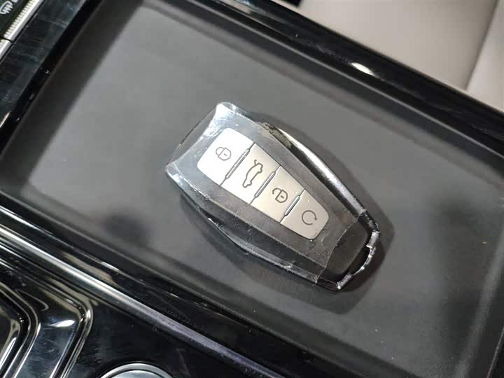 Geely Atlas L 2025 2025款 第四代 1.5TD DCT 启程