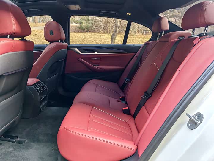 BMW 5 Series Hybrid 2022 2022款 535Le M运动套装