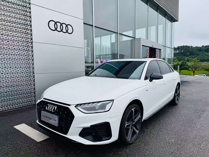 Audi A4L 2024 2024款 40 TFSI 豪华动感型