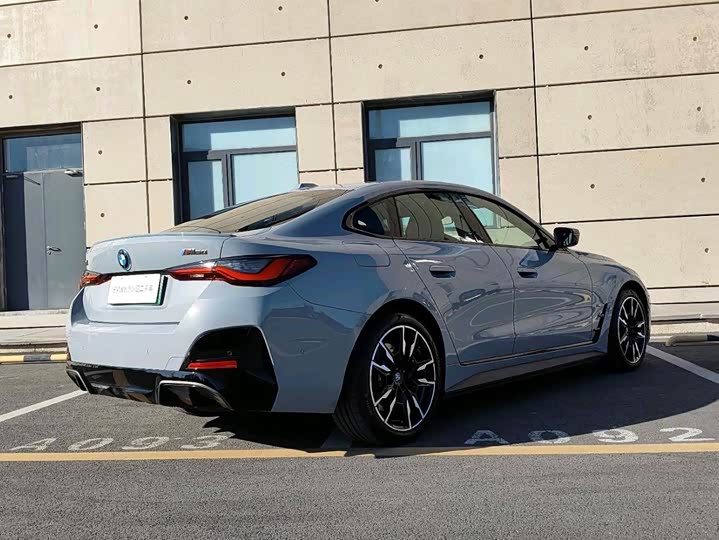 BMW i4 2022 2022款 M50