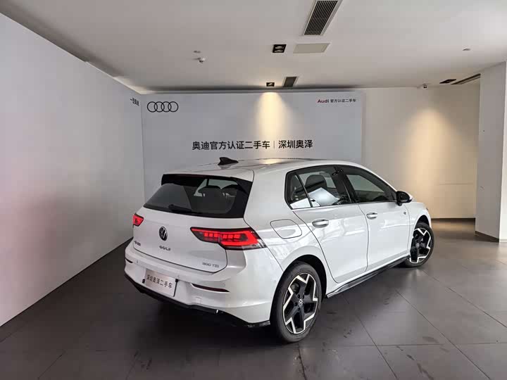 2025 Volkswagen Golf