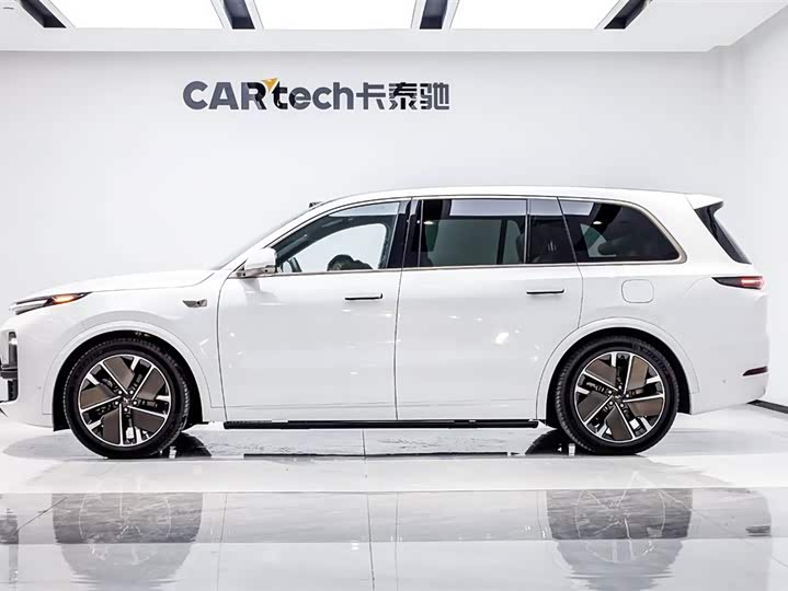 LiXiang L9 2025 2025款 Ultra 智能焕新版