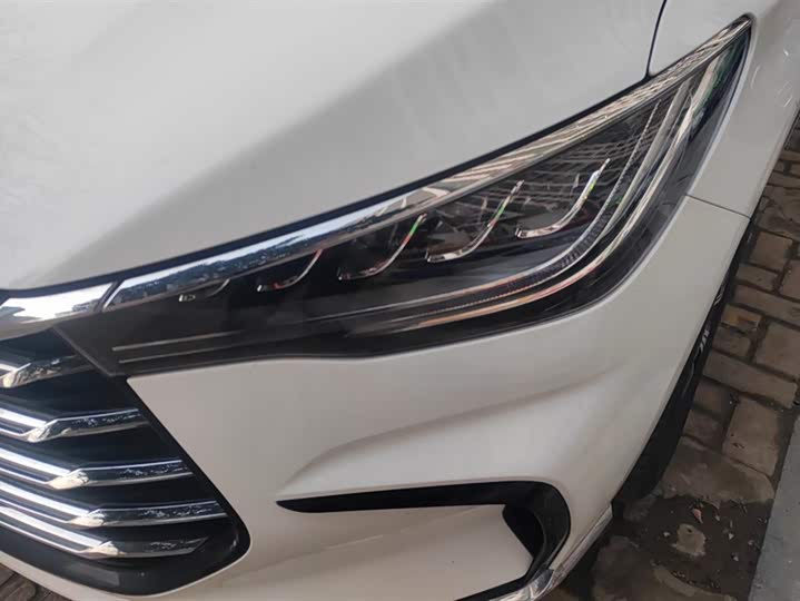 BYD Song Max Hybrid 2022 2022款 DM-i 105KM 旗舰型