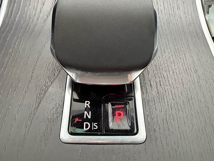 Land Rover Range Rover Evoque L 2024 2024款 揽胜极光L HSE 凝光限定版