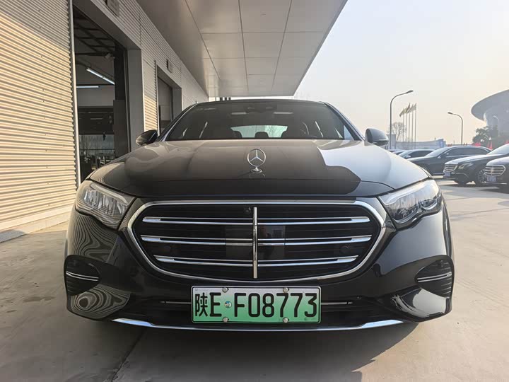 Mercedes-Benz E-Class Hybrid 2024 2024款 E 350 e L 插电式混合动力轿车