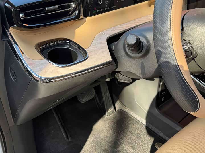 GAC Trumpchi E8 2024 2024款 150km 龙腾光辉+