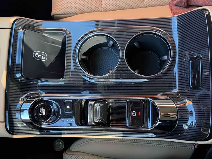 GAC Trumpchi E8 2024 2024款 150km 龙腾光辉+